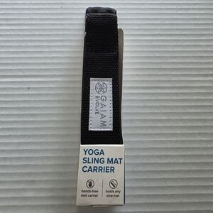NWT Gaiam Black Yoga Sling Mat Carrier